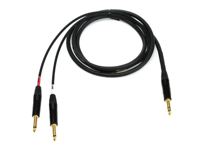 Mogami Gold 3.5 2 TS 20 Accessory Cable - 3.5mm TRS Male to Dual 1/4-inch TS Male Left/Right - 20-foot